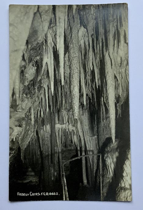 early 1900's New Zealand F.G.R. Aranui Caves postcard